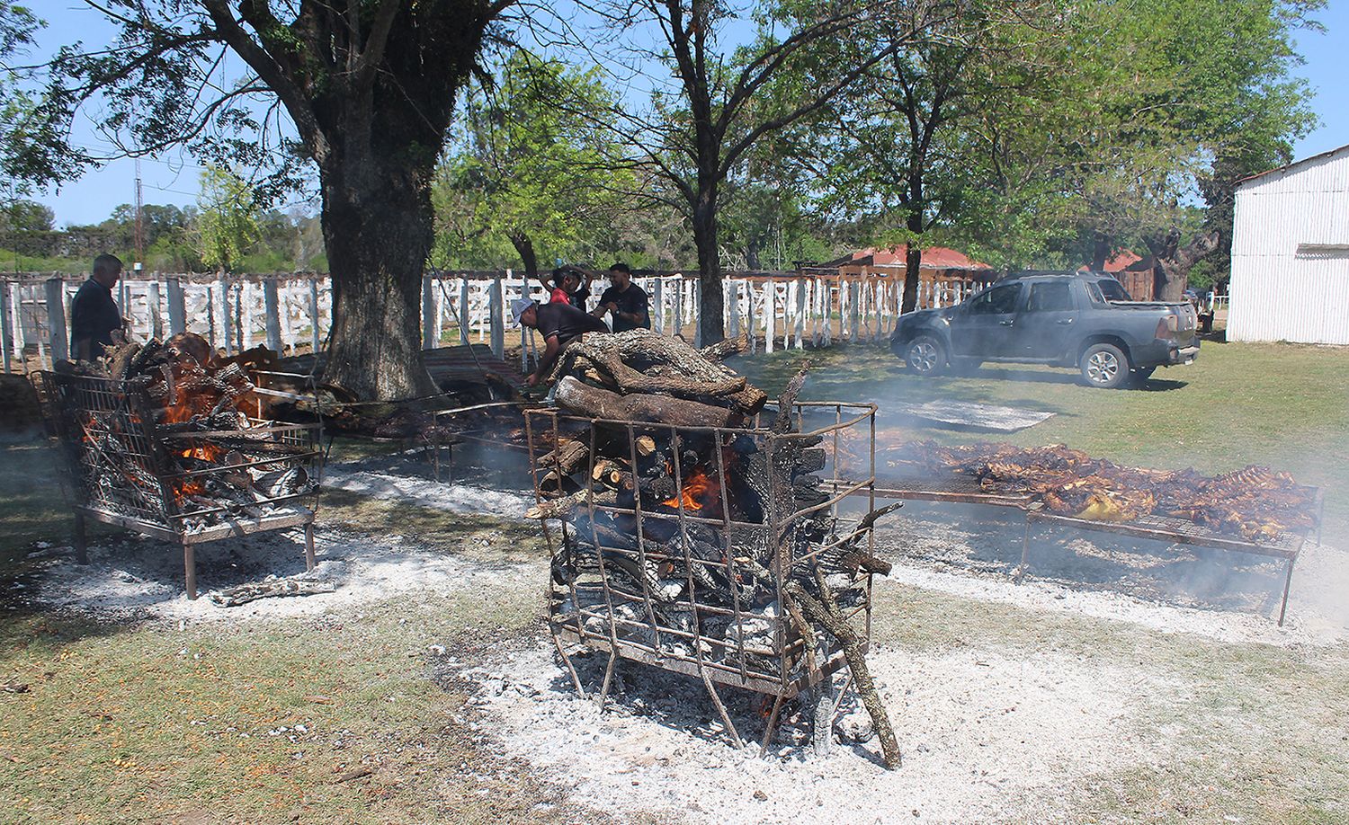 Gran almuerzo de Bomberos en imágenes