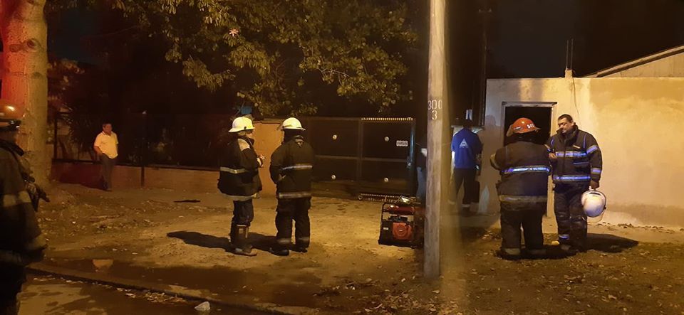 Almirante Brown: Incendio en hogar de ancianos obligó a su evacuación