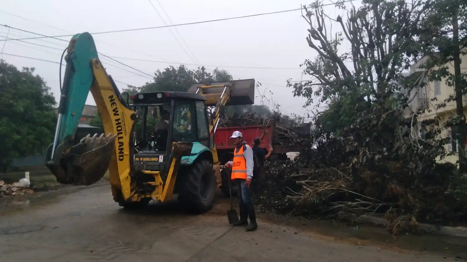 Continúan los operativos de erradicación de microbasurales en Capital
