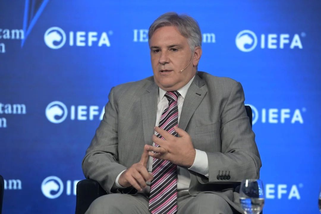 Martín Llaryora