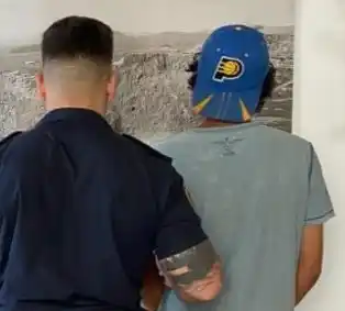 Aprehendieron a un sujeto que robó en una obra en construcción.