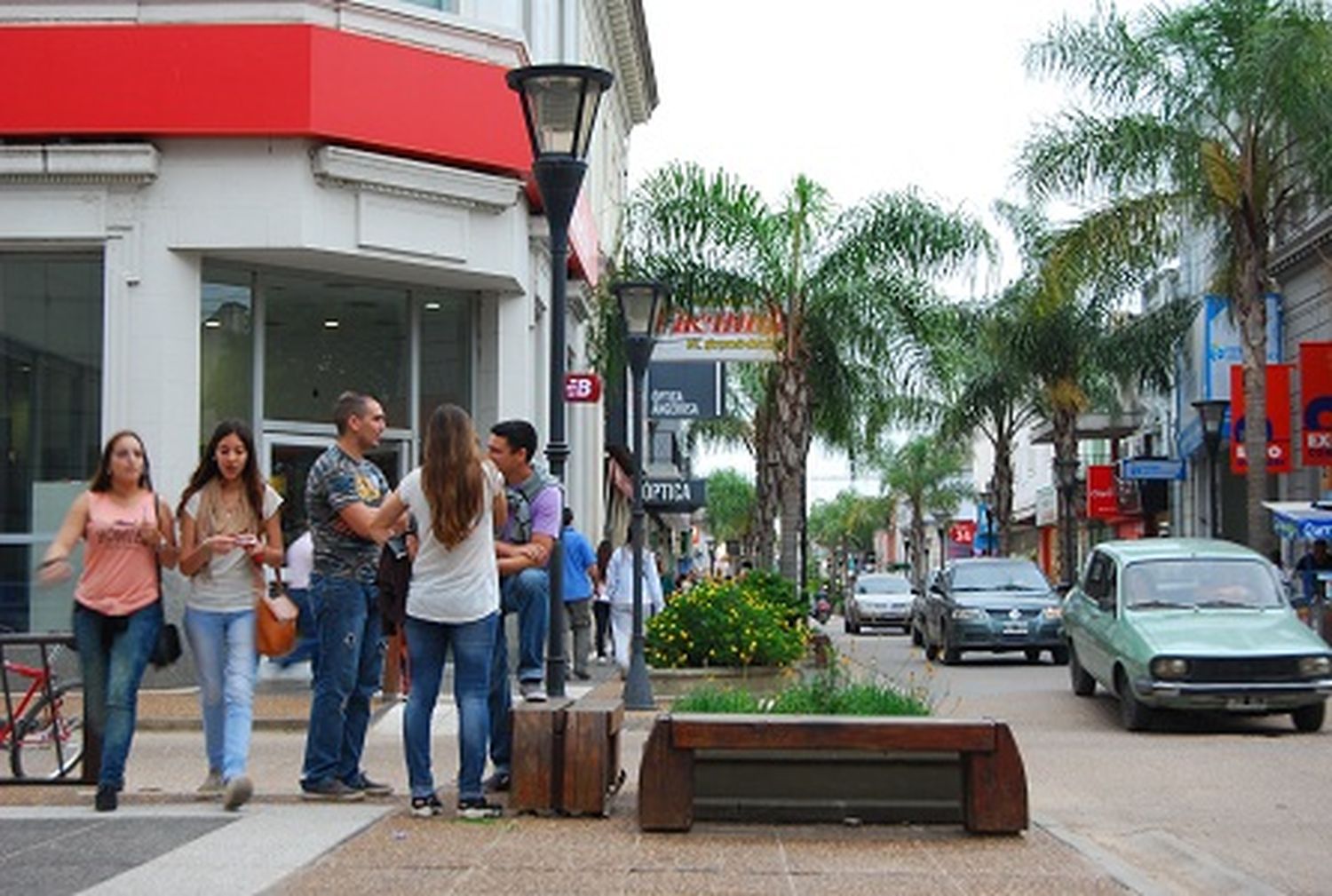 Con probabilidades de lluvia, continuará nublado