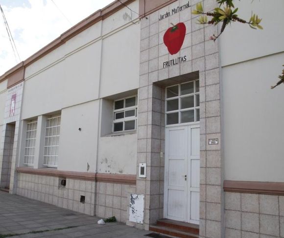 El Nacional junto a Huracán, cerrarán el año futbolístico, en un encuentro amistoso, con beneficio al Jardín Frutillitas