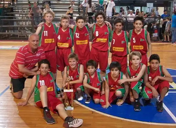 Neptunia gritó campeón en Mini