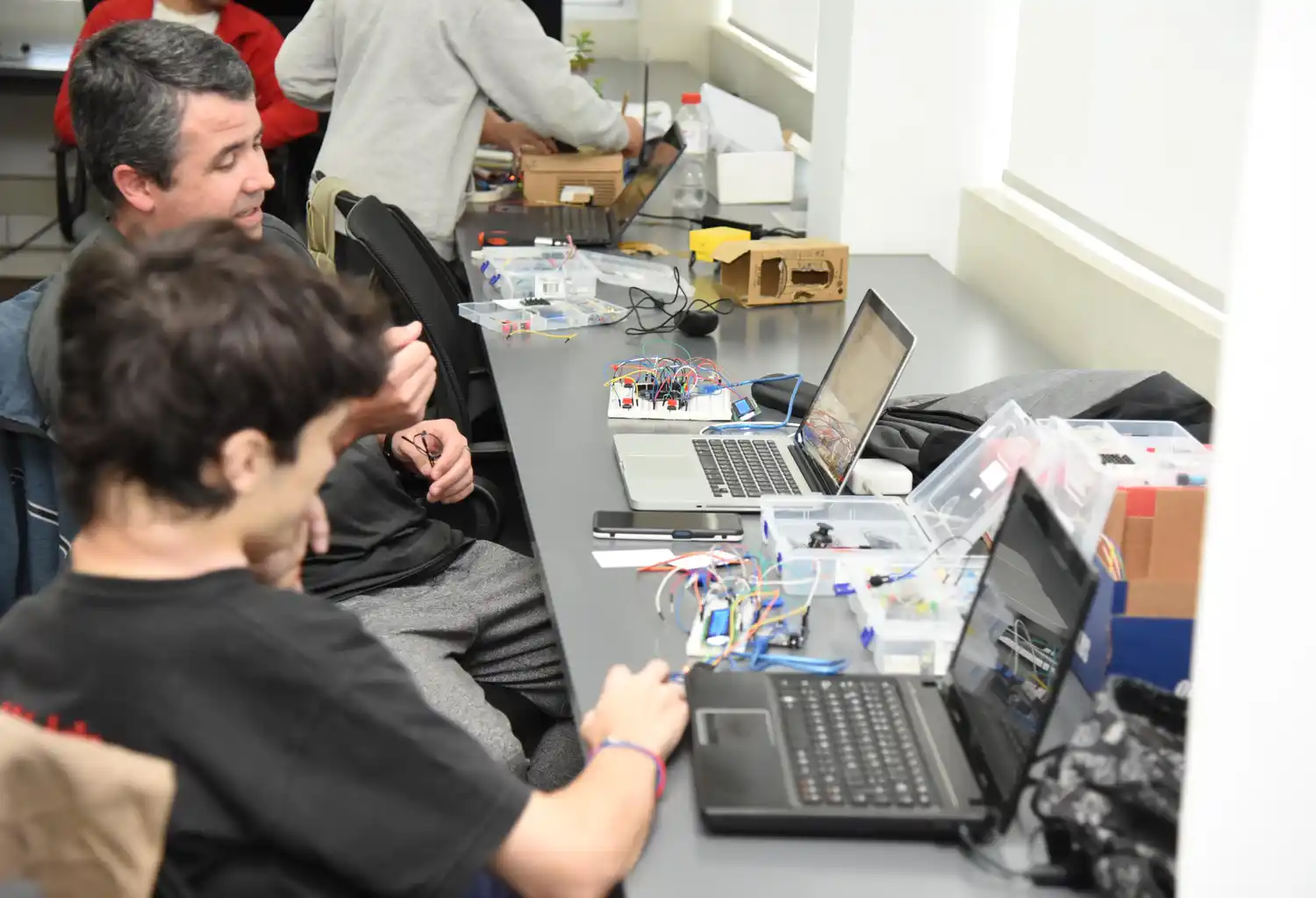 Se dictará el curso "Introducción a la Robótica y Prototipado" en la Escuela de Talentos.