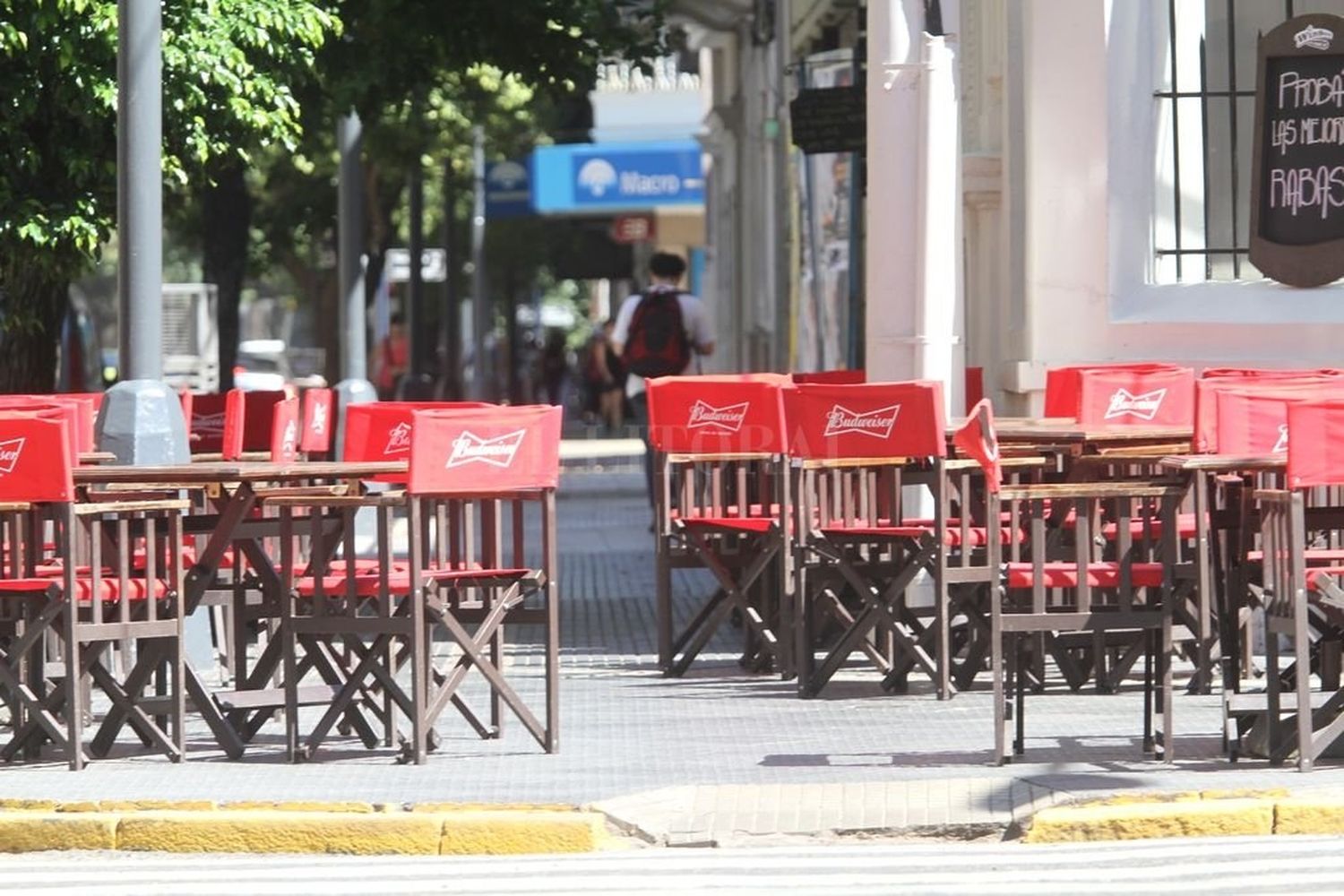 Aumento de costos y caída de consumo ponen en jaque al sector gastronómico