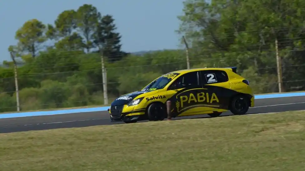 Francisco Coltrinari triunfó en la Clase 2 del TN en Paraná