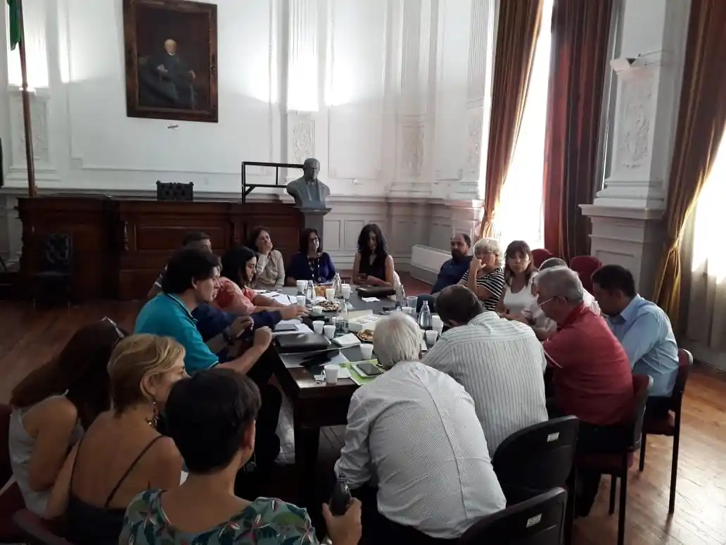 Reunión de Mesa Técnica de Condiciones Laborales: Docentes apuntaron al gobierno por la "agenda cerrada"