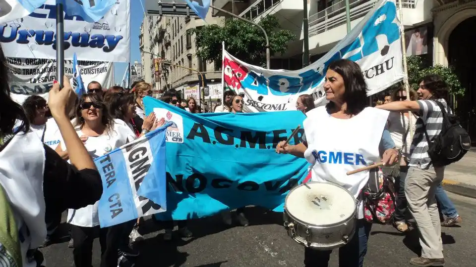 Agmer solicitará al gobierno un medio aguinaldo extra