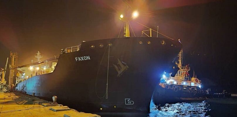 Gasolina iraní: el Faxon navega por las costas de Guyana rumbo a Venezuela