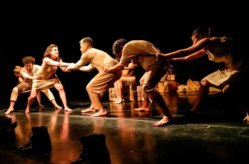 El teatro independiente marplatense presenta su temporada en el cierre de Teatro por la Democracia