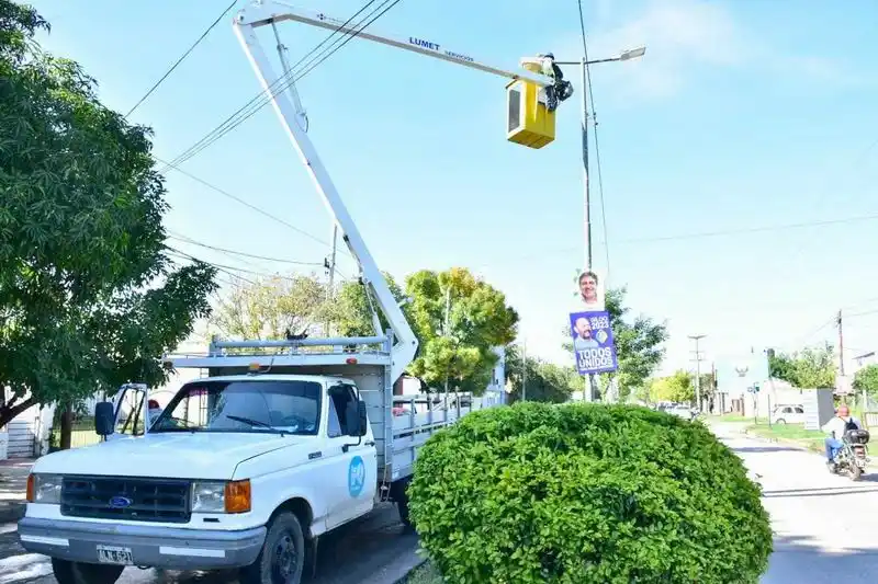 El Municipio profundiza las tareas de 
recambio de luminarias convencionales
