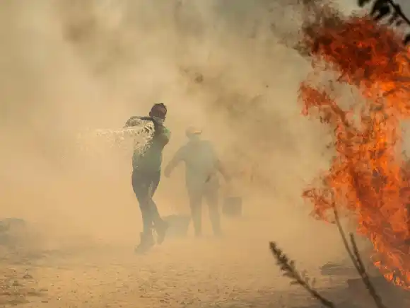 Se quemaron más de 300.000 hectáreas, hay cuatro muertos y miles de evacuados en España