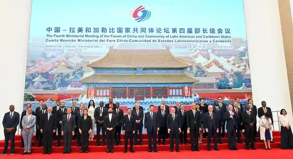 China y la CELAC defienden el multilateralismo en declaración tras reunión en Pekín