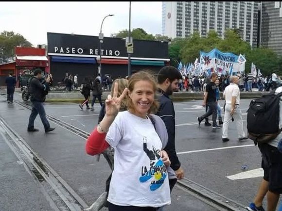 "Le arranco los dientes al pendejito gil ese": apuntan a la Secretaria de Educación de La Costa por un escandaloso audio