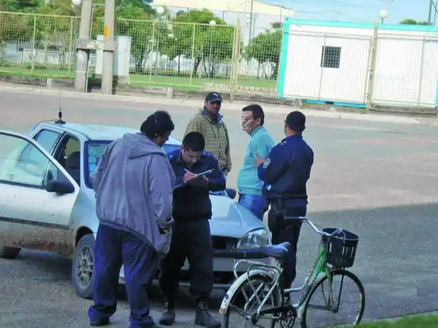 Roban una camioneta a una familia que vino a ver al Indio Solari
