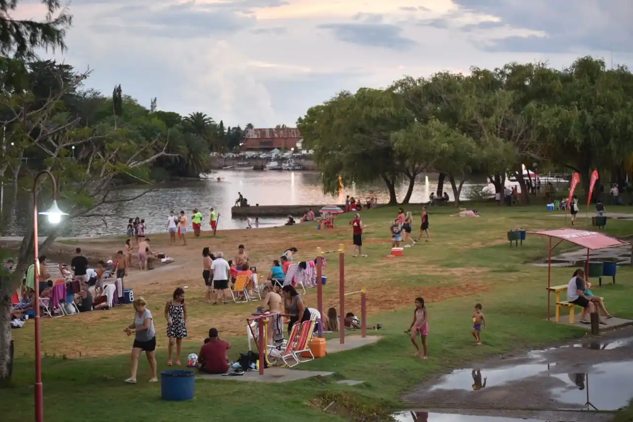 Irazusta confirmó que continuarán las ayudas económicas para el sector turístico