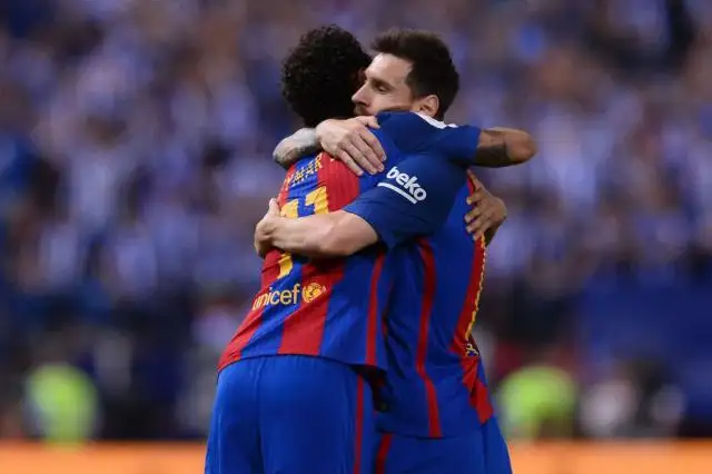 Messi le habló a Neymar y se emocionó: "Te seguimos extrañando"