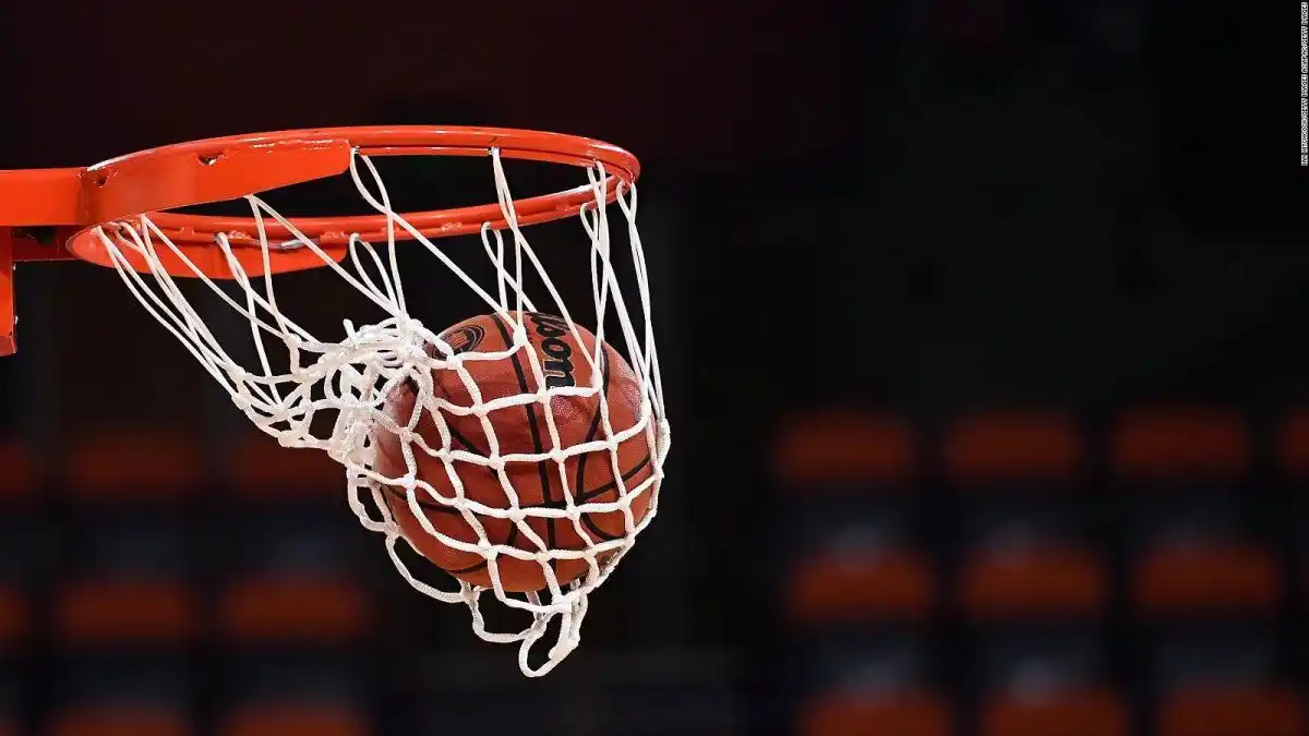 El básquet se adapta a posibilidades que alimentan la ilusión de estar con la naranja