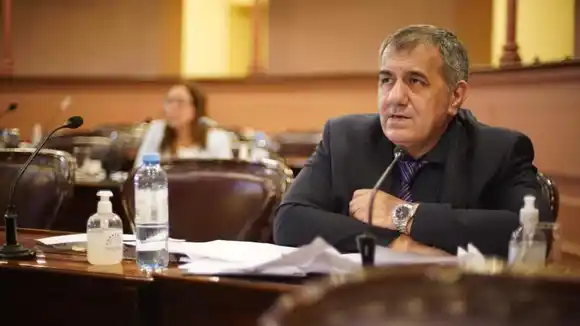 "El Presidente está encerrado en su postura"