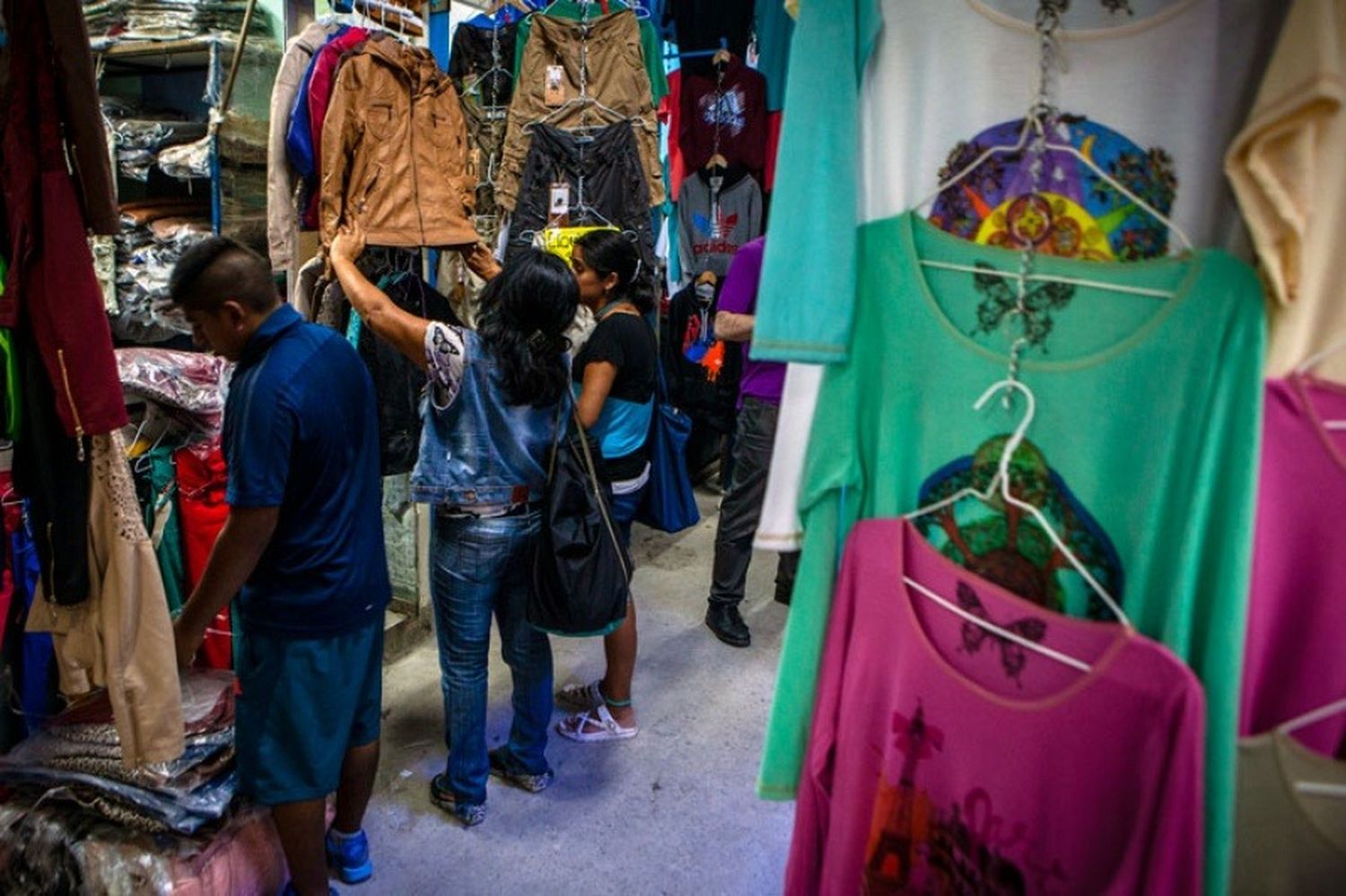 Ordenaron reabrir la feria de La Salada pero bajo un esquema donde las transacciones deben ser bancarizadas