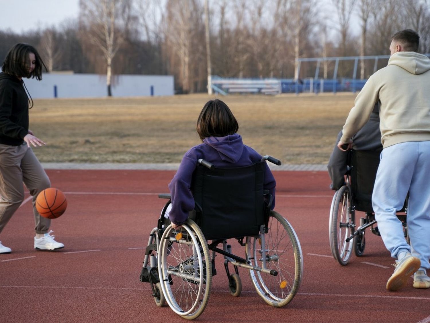 Brindarán clases de atletismo adaptado en el Polideportivo Norte