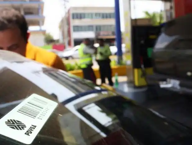 Tachirenses surtirán de gasolina en cada municipio y por último número de tarjeta de abastecimiento
