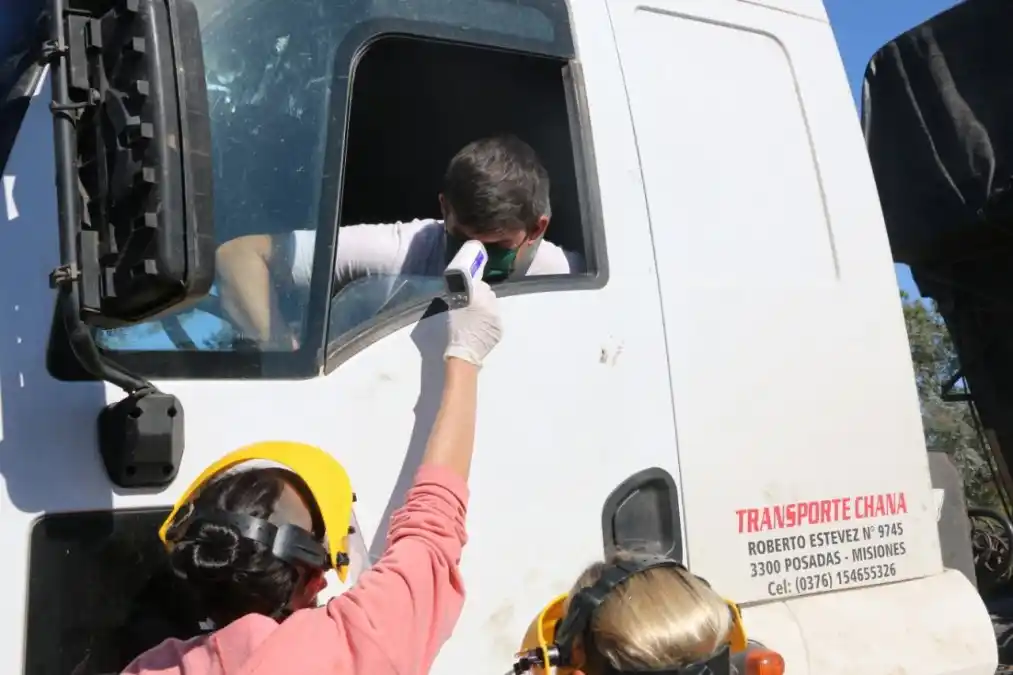 El control de temperatura en el ingreso a la ciudad es permanente 