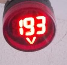 Reclamo por baja tensión de luz en Los Aromos