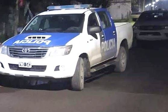 Perverso: Un hombre fue descubierto mientras violaba a su hija dentro de un auto en Pilar