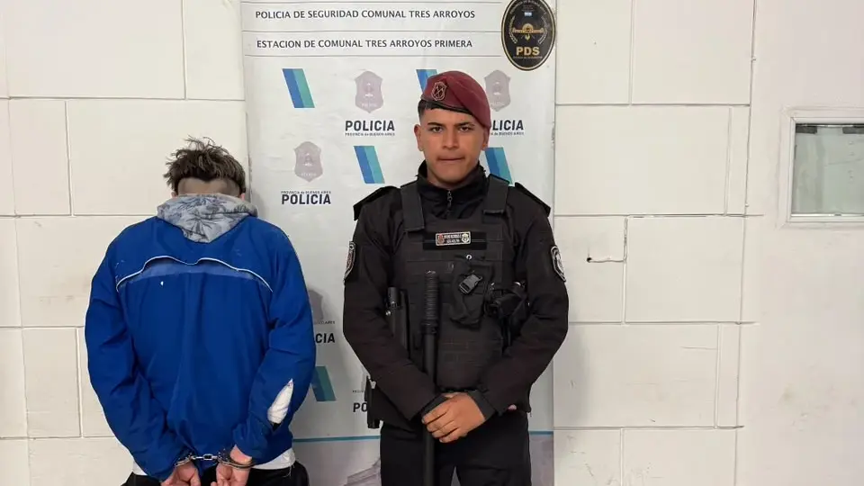 Aprehendieron a un joven de 19 años que circulaba armado en la vía pública