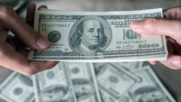 Dólar en Necochea: a cuánto cotizaron este lunes el oficial y el blue