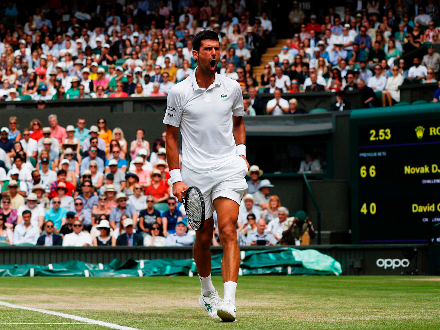 Novak avanza por su quinto Wimbledon
