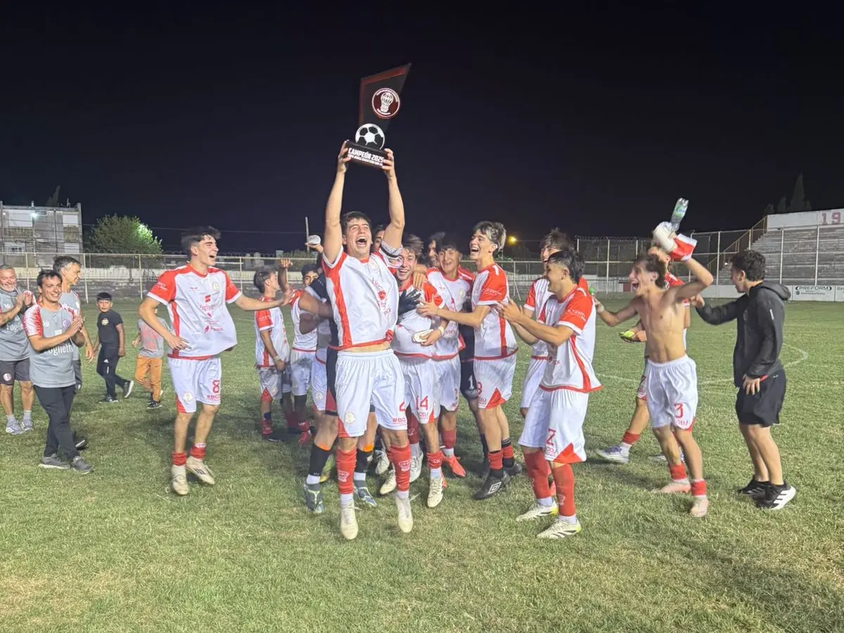 Huracán se alzó con la Copa de Oro