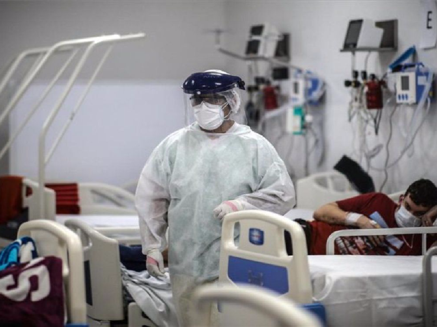Informan 43 nuevos fallecimientos y son 11.710 los muertos en la Argentina