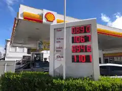 Subió el combustible, hubo largas filas en las estaciones y para muchos vecinos “esto es terrible”