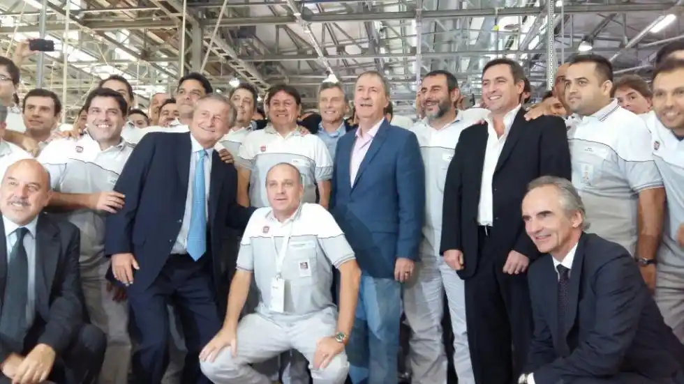 En Córdoba, Macri impulsa la industria automotriz