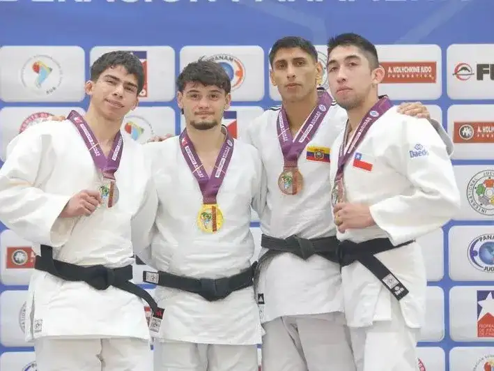 Galo Villavicencio ganó el oro
y bronce en Santiago de Chile