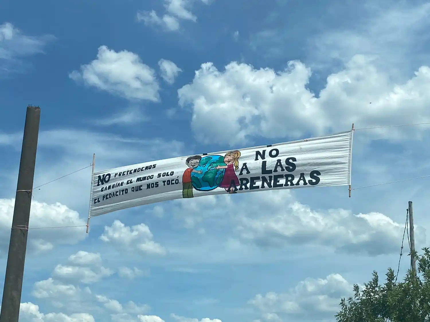 Bajo Puerto dice: “No a las areneras”