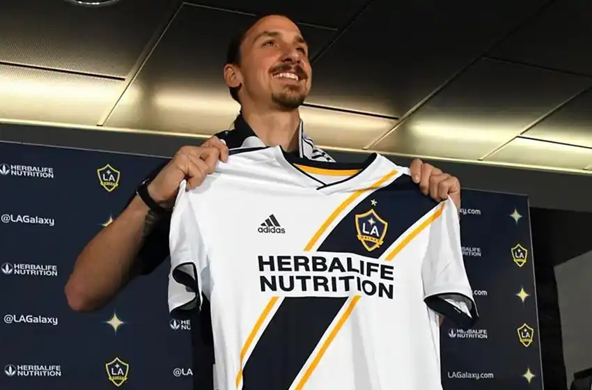 «Me siento como Benjamin Button: nací viejo y moriré joven»