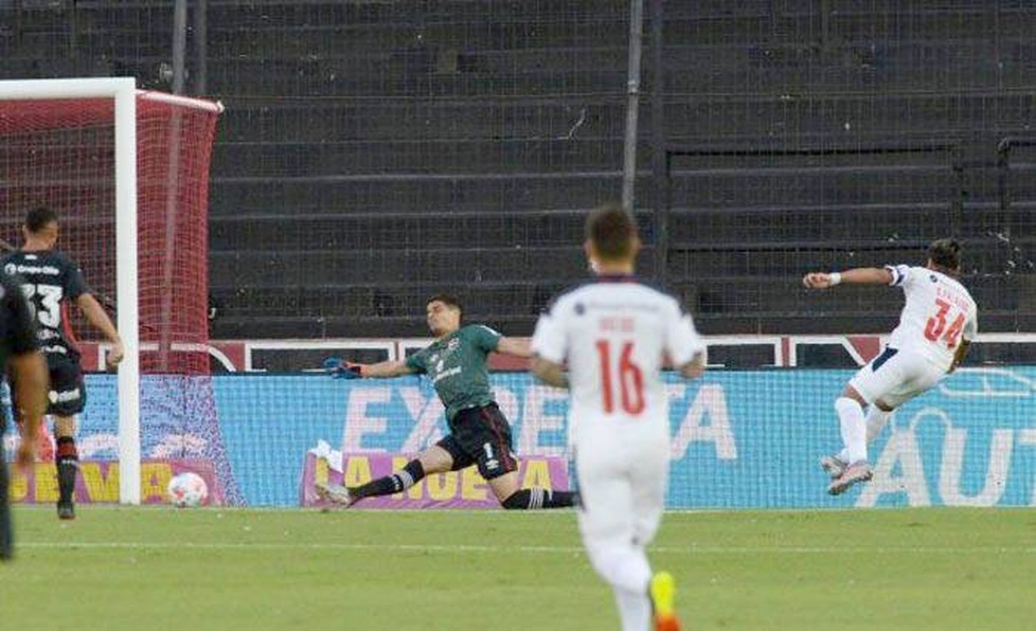 Newell�"s cayó ante Independiente en el Estadio �SMarcelo Bielsa⬝