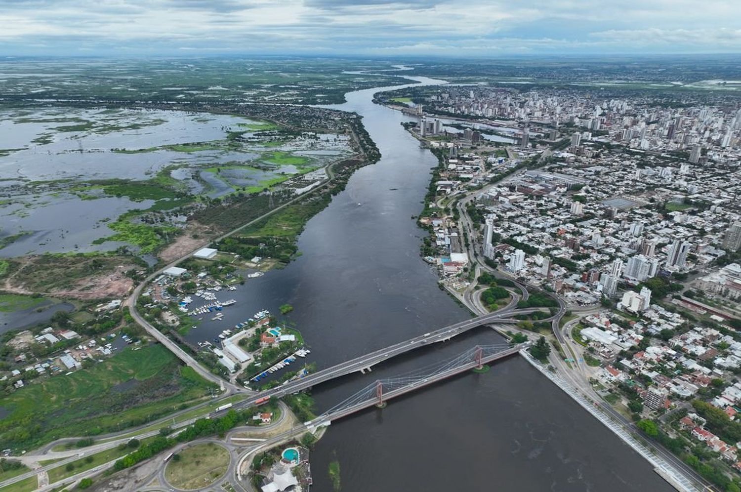 Río Paraná: en un mes bajó un metro en Santa Fe y continuará con esta tendencia