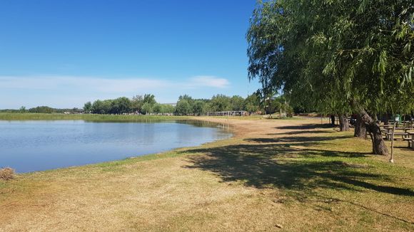 Playa Mansa: la empresa ya está a cargo del predio y por lo pronto no hay planes de abrir este verano