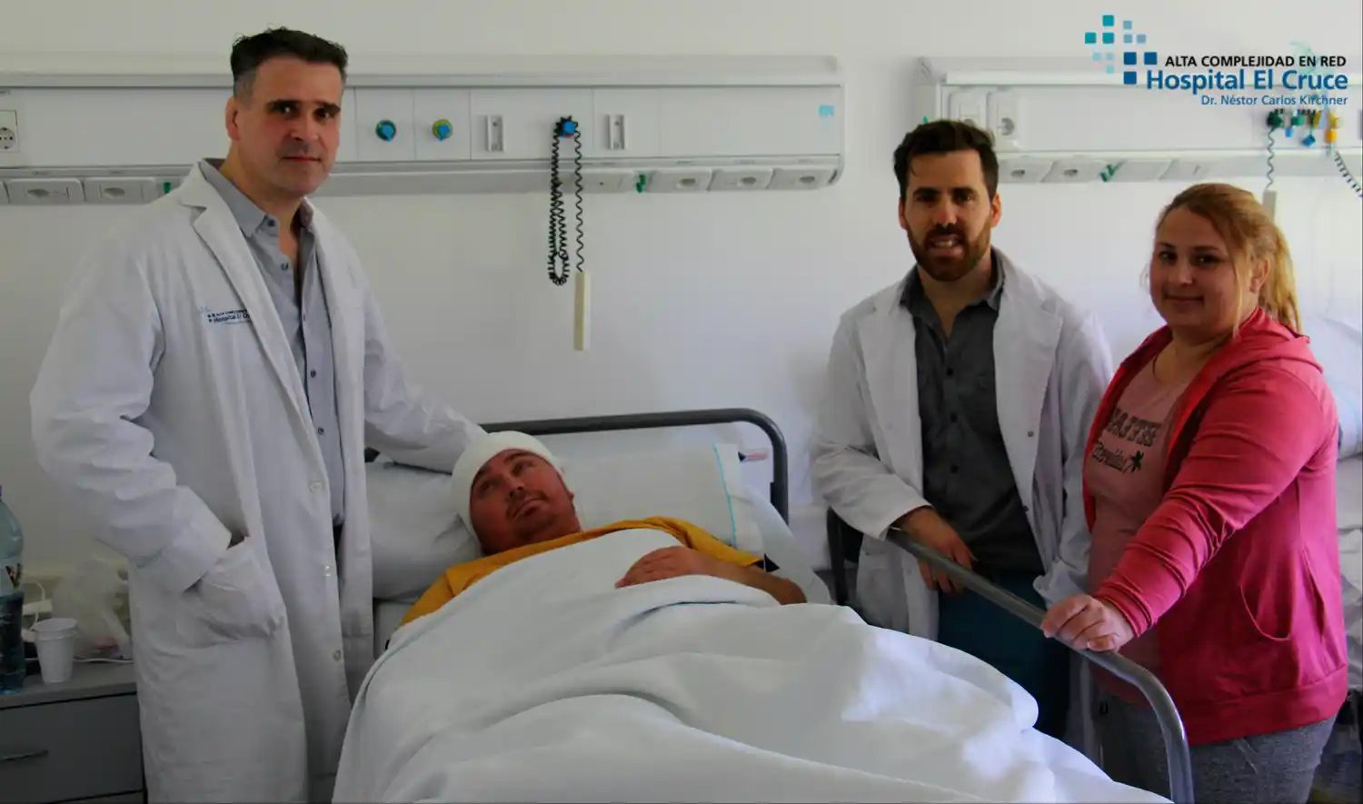 Le extirpan un tumor cerebral a un paciente que estaba despierto mientras era operado