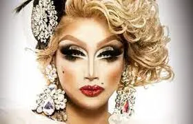 Chiky Diva con parálisis facial