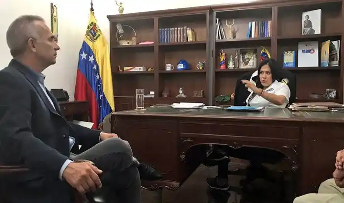 ¡OPINIÓN DIVIDIDA! San Cristóbal se debate entre votar o no el 21N