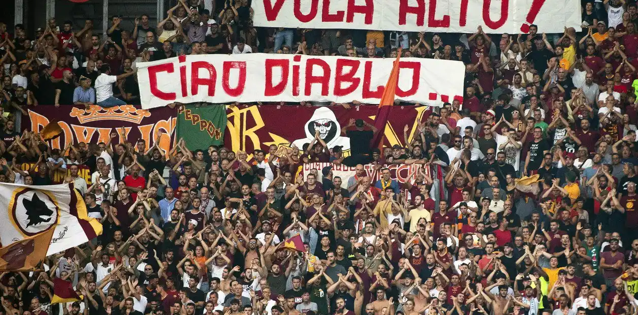 Efecto "De Rossi": La hinchada de la Roma adaptó al italiano un himno de Boca