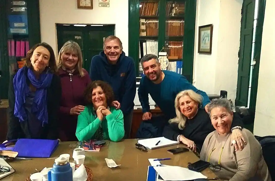 Juan Patricio Wallace coordina un taller de narrativa en Casa de Casco: “Un espacio para contar, leer y compartir”