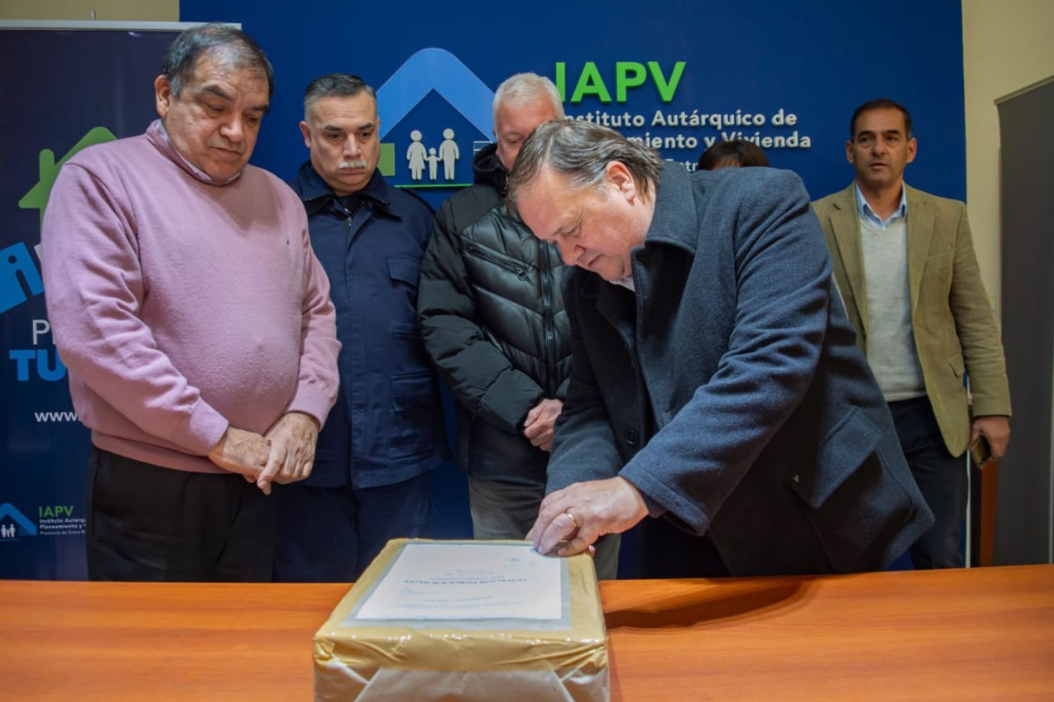 Licitaron la construcción de 32 viviendas para docentes y policías en Gualeguaychú