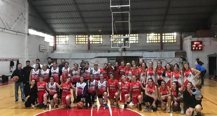 Pescadores y Paraná participaron de un Triangular en Villa Constitución